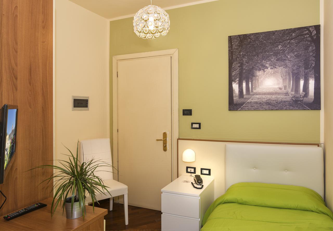 Hotel Il Giardino Pisa Bagian luar foto