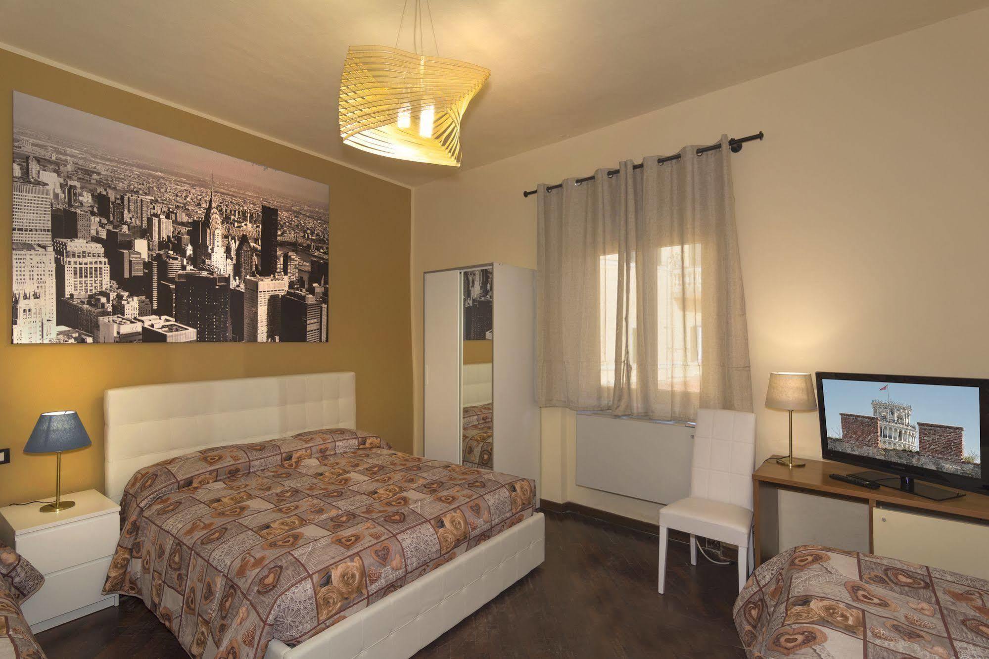 Hotel Il Giardino Pisa Bagian luar foto