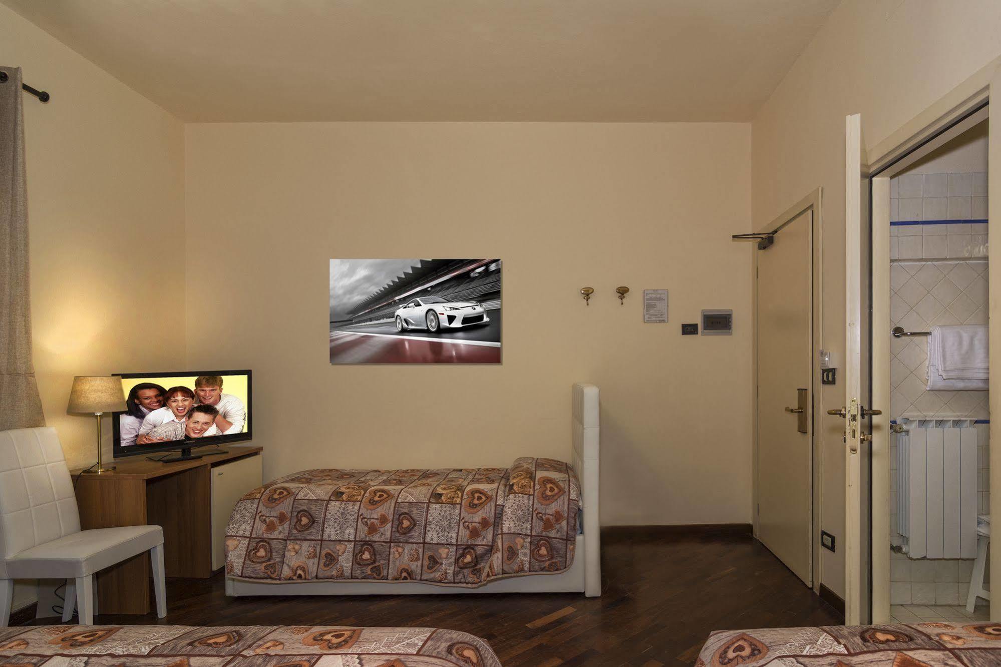Hotel Il Giardino Pisa Bagian luar foto