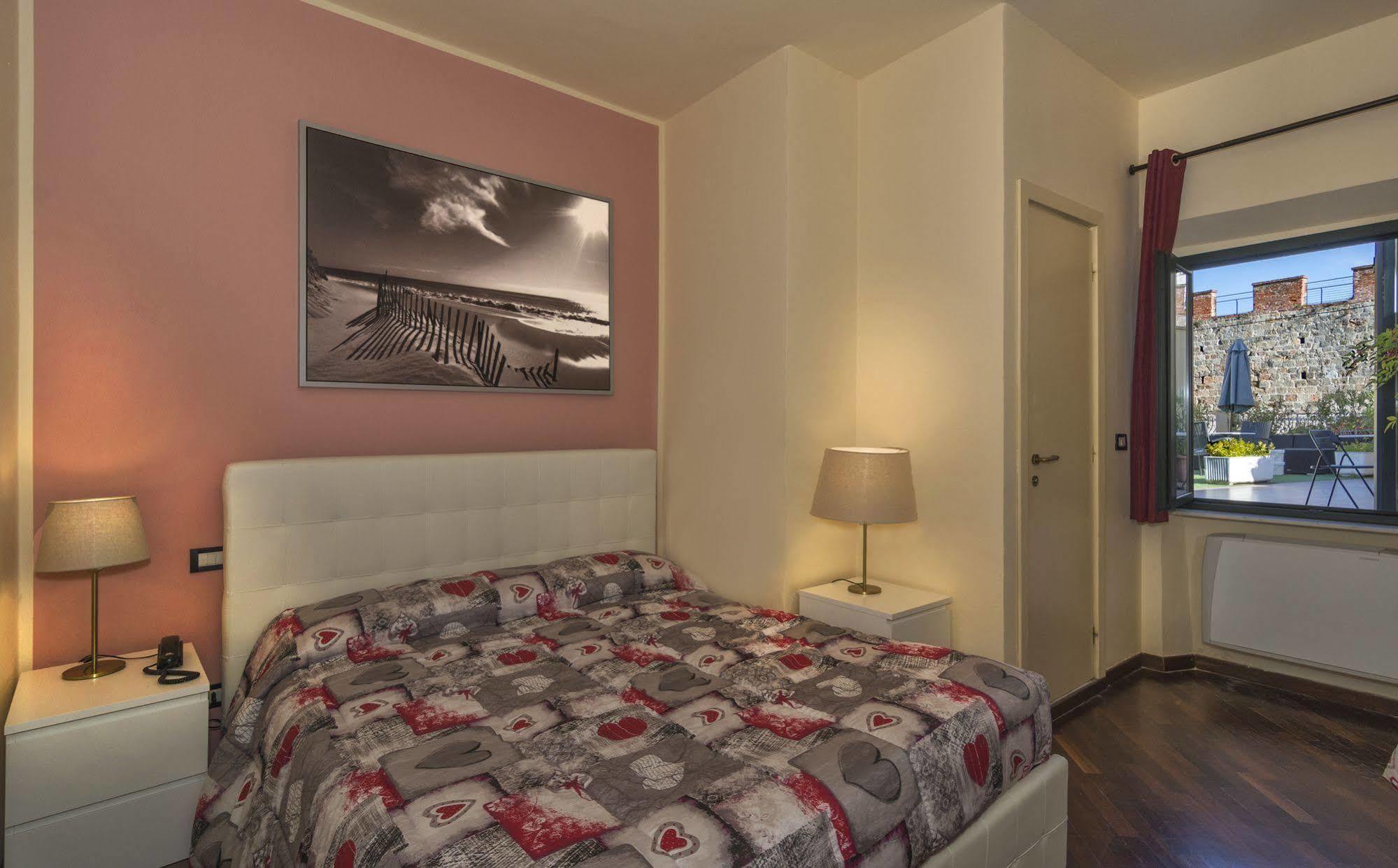 Hotel Il Giardino Pisa Bagian luar foto
